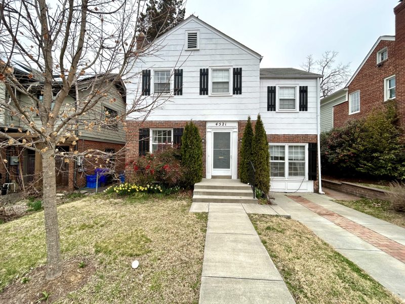 Charming 3 BR Single-Family Home Near NIH/Metro/Dining/Shops. With Off Street Parking. Available April 1.